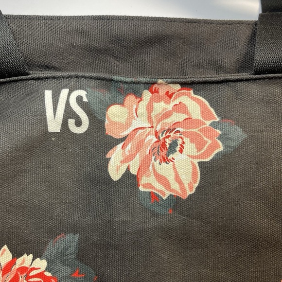 VS Pink Roses Duffle Bag Black Pink - Picture 2 of 3
